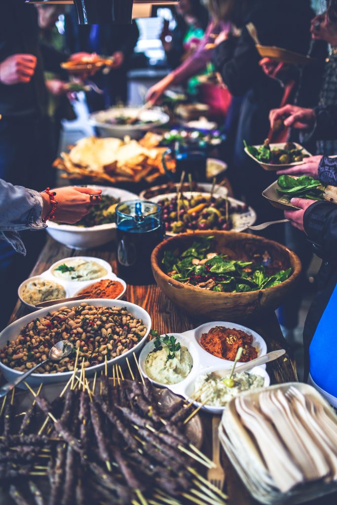 How to Organize a Potluck 9 Easy Tips
